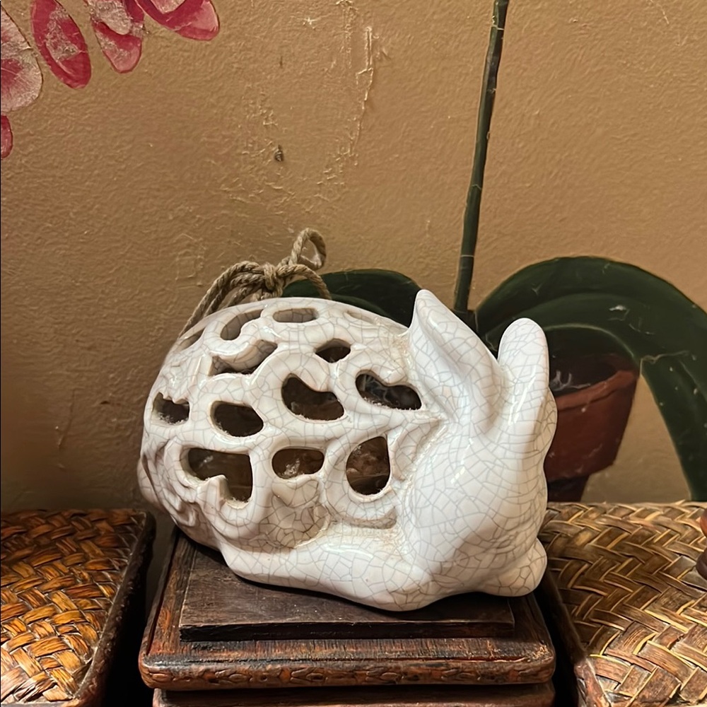 Charming Ceramic Bunny Potpourri